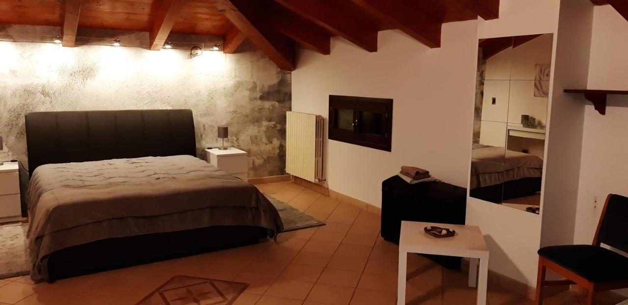 La Torre Di Longara Bed & Breakfast กัลเดรารา ดิ เรโน ภายนอก รูปภาพ