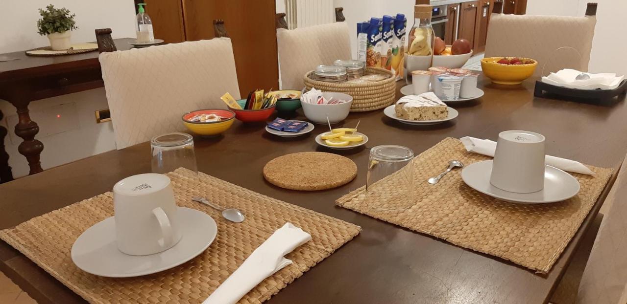 La Torre Di Longara Bed & Breakfast กัลเดรารา ดิ เรโน ภายนอก รูปภาพ