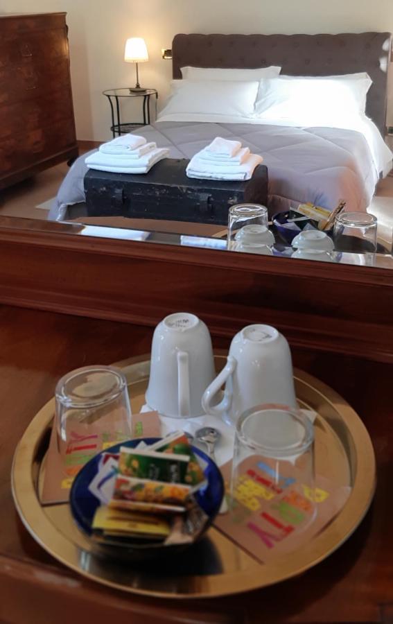 La Torre Di Longara Bed & Breakfast กัลเดรารา ดิ เรโน ภายนอก รูปภาพ